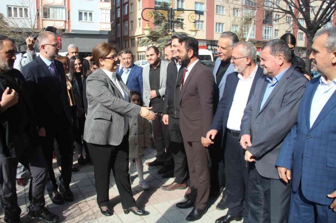 Bakan Derya Yanık Kütahya’da