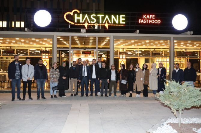 Başkan Güder, Ak Parti İlçe Teşkilatıyla İftarda Buluştu