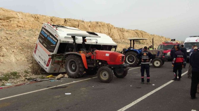 Batman’da Trafik Kazası: 3 Ölü, 4 Yaralı