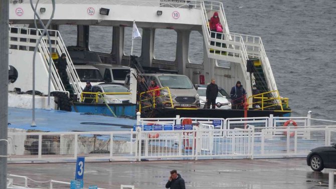 Bozcaada Seferlerine Fırtına Engeli