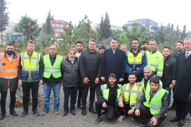 Bakan Kurum: "Millet Bahçeleri Deprem Anında Toplanma Alanı Vazifesi De Görecek"