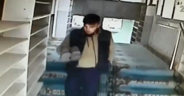 Suç Dosyası Kabarık Cami Hırsızı Suçüstü Yakalandı