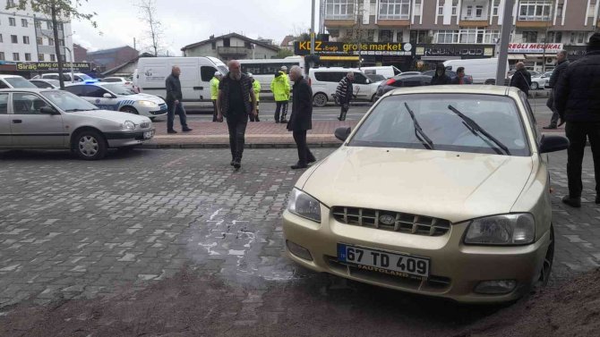 Çarpışan Otomobillerden Biri Takla Attı: 1 Yaralı