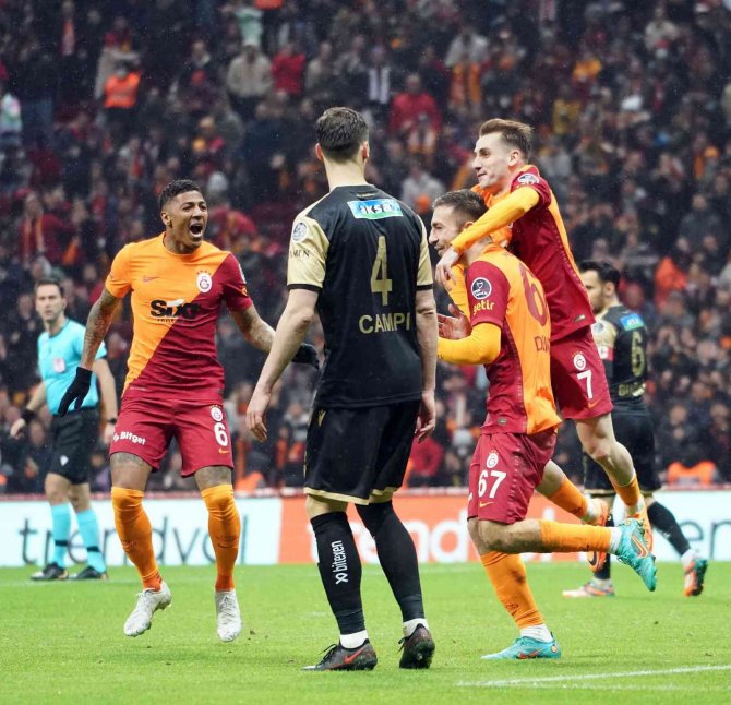 Halil Dervişoğlu’nun 4. Gol Sevinci