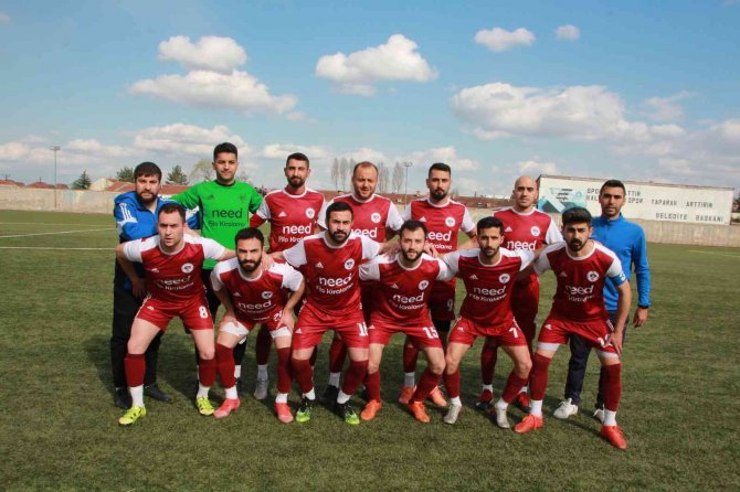 İ̇lk Yarı 6 Gol Yiyen Gölpazarı Belediyespor İkinci Yarı Maça Çıkmadı