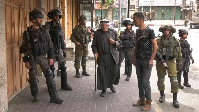İ̇srail, Harem-i İ̇brahim Camisi’ni Müslümanlara Kapattı