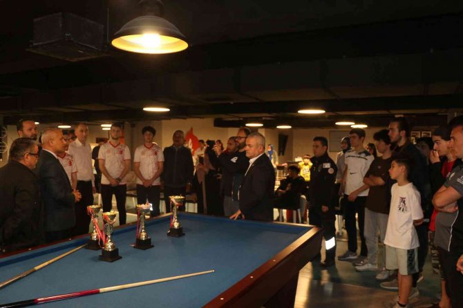Gençler 3 Bant Bilardo Bahar Turnuvası Sona Erdi