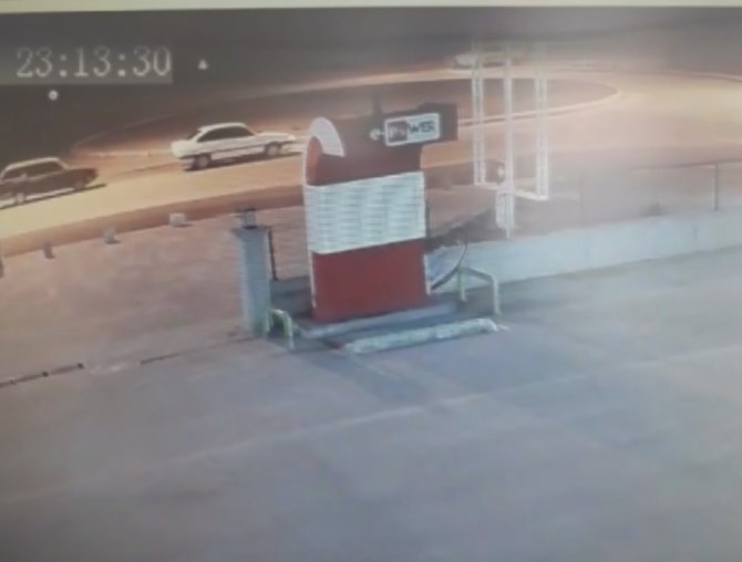 Kayseri’de Şok Eden Hırsızlık: Çekerek Otomobil Çaldılar