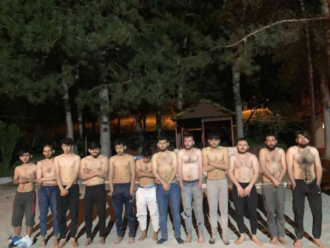 Kırklareli’de 187 Kaçak Göçmen Yakalandı