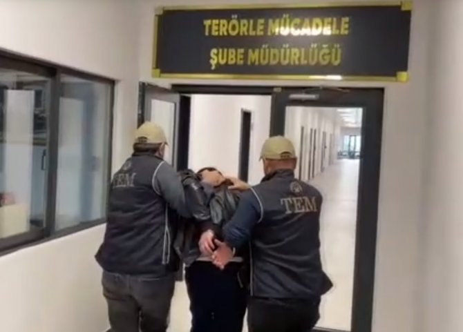 Terör Örgütü Eylem Yapacaktı, Zanlının Cep Telefonundan Şok Görüntüler Çıktı