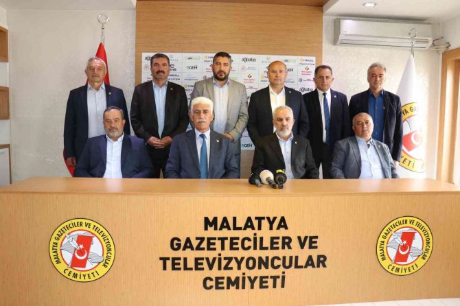 Kayısı Bahçelerindeki ’’Don’’ Hasarı Belli Oluyor