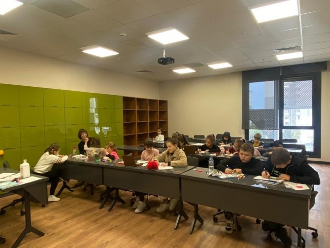 Savaş Mağduru Ukraynalılara Maltepe’de Eğitim Desteği