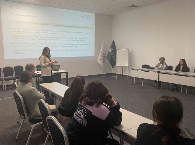 Nevü, Ahiler Kalkınma Ajansı’na Teknik Gezi Düzenledi