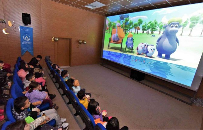 Ordu’da Çocuklar Sinema Günleri İle Eğlendi