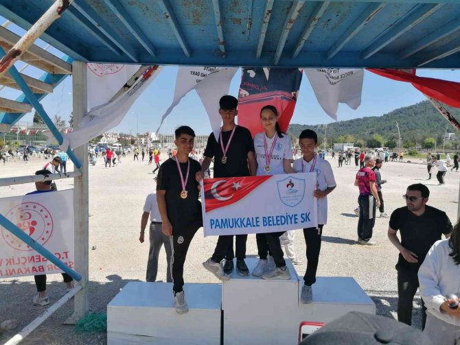 Pamukkale Belediyespor’dan 13 Madalya