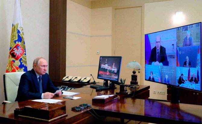 Putin: “Rusya’ya Yönelik Yaptırımların Başarısız Olduğunu Şimdiden Emin Bir Şekilde Söyleyebiliriz”