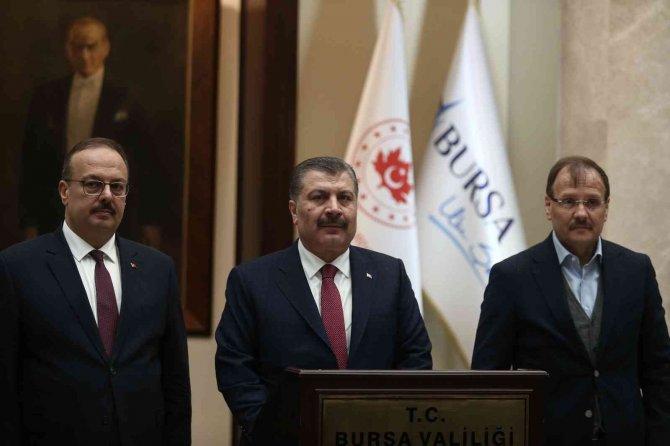 Sağlık Bakanı Koca: "Salgın Her Geçen Gün Gündemden Çıkmaya Başladı"