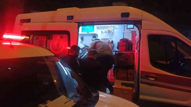 İ̇ki Grup Arasında Kavga: 1 Yaralı