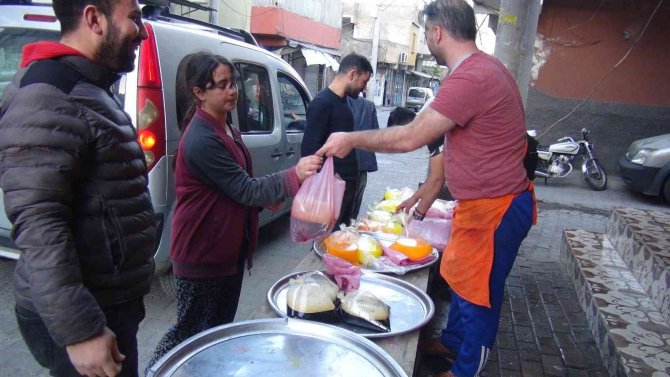 Şanlıurfalılar Meyan Şerbetinden Vazgeçmiyor
