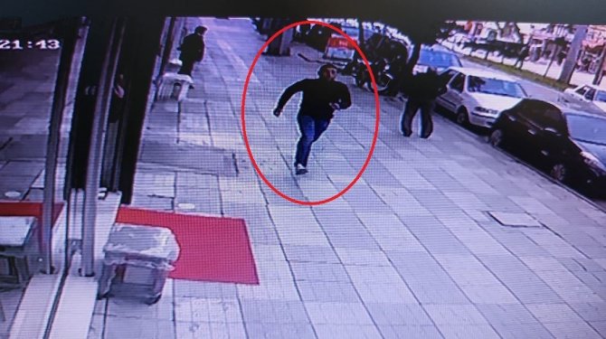 Samsun’da 1 Kişinin Ağır Yaralandığı Silahlı Saldırı Kamerada