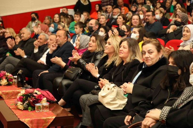 Fatsa’da Solistler Geçidi