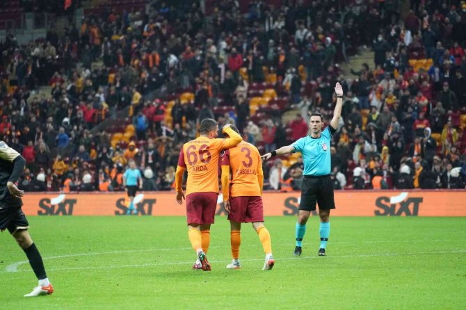 Spor Toto Süper Lig: Galatasaray: 2 - Yeni Malatyaspor: 0 (Maç Sonucu)