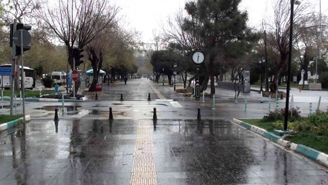 Beklenen Yağmur Etkili Oldu, Tekirdağ Sahili Boş Kaldı