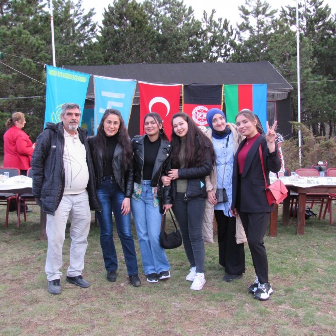 Türk Dünyası Öğrencileri Ve Şehit Aileleri İftarda Buluştu