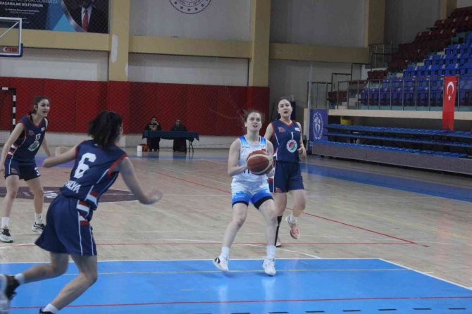 Türkiye Gençler Basketbol Ligi: Düzce Atletik: 66 - Kepez Belediyesi: 47