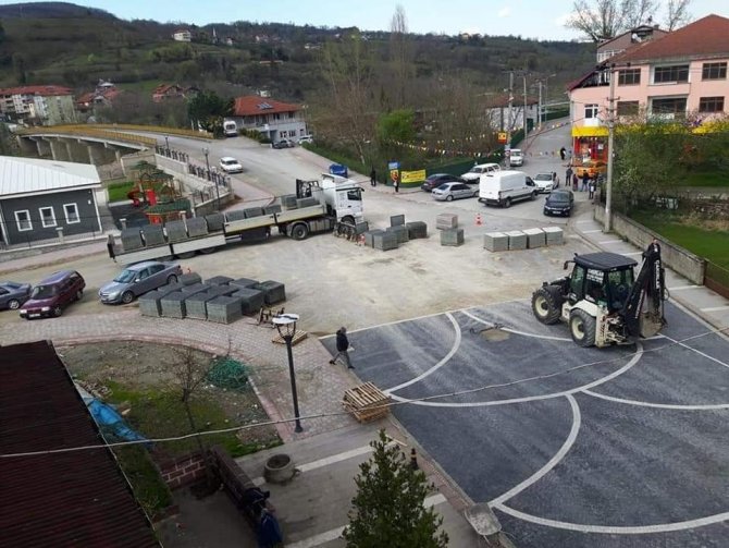 Çaydeğirmeni Beldesinde Bozulan Yollar Yeniden Yapıldı
