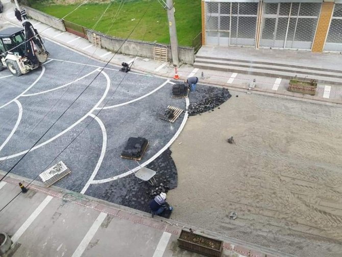 Çaydeğirmeni Beldesinde Bozulan Yollar Yeniden Yapıldı