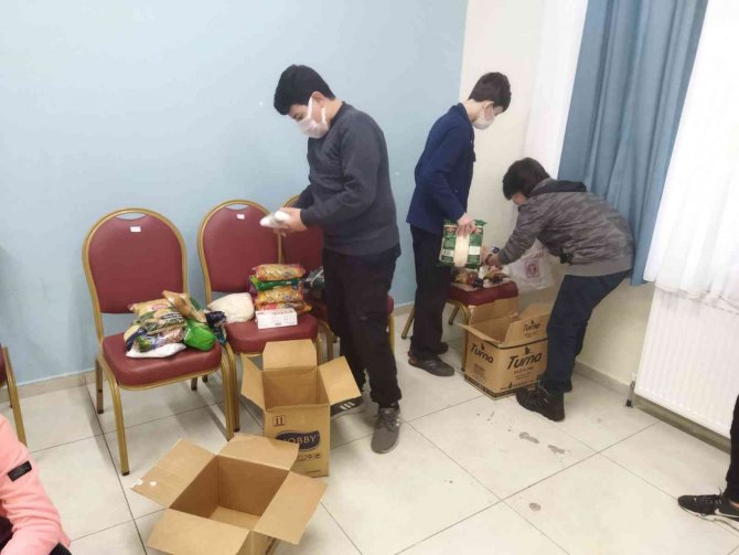 Din Kültürü Ve Ahlak Bilgisi Dersi İçin Mobil Uygulama Geliştirdiler