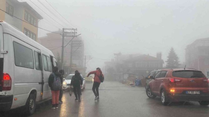 Zonguldak’ta Yoğun Sis Etkili Oldu