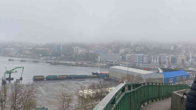 Zonguldak’ta Yoğun Sis Etkili Oldu