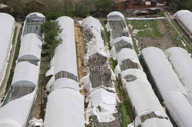 Karın Yıktığı Seraları Bu Sefer De Fırtına Vurdu