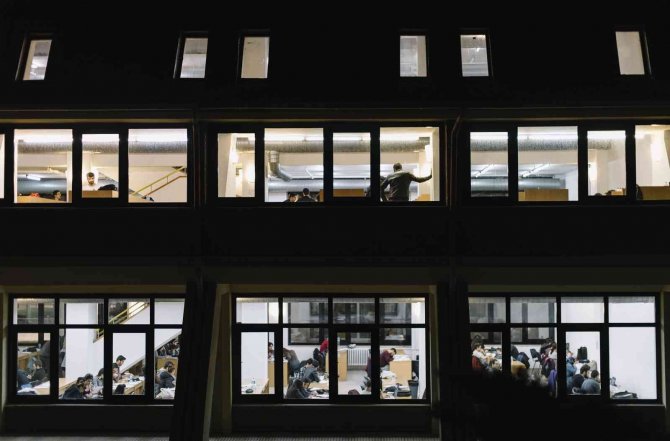 Öğrenci Odaklı Anadolu Üniversitesi Kütüphanesi 7/24 Hizmet Veriyor