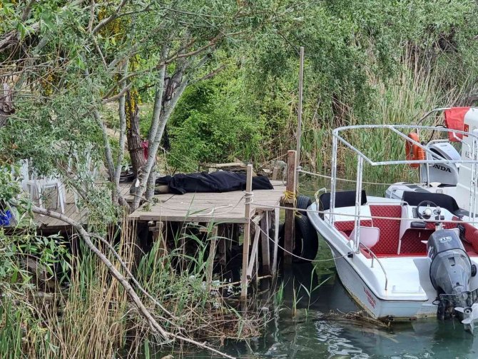 Kayıp Üniversiteli Gencin Cesedi Manavgat Irmağında Bulundu