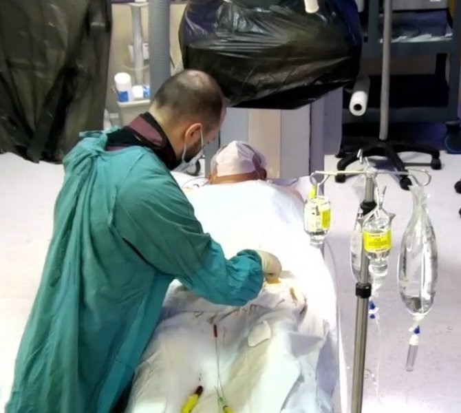 Aort Darlığı Operasyonu Bu Yöntemle Risk Olmaktan Çıkıyor