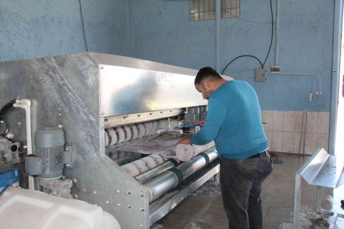 Siirt’te Halı Yıkamacılarda Bayram Yoğunluğu