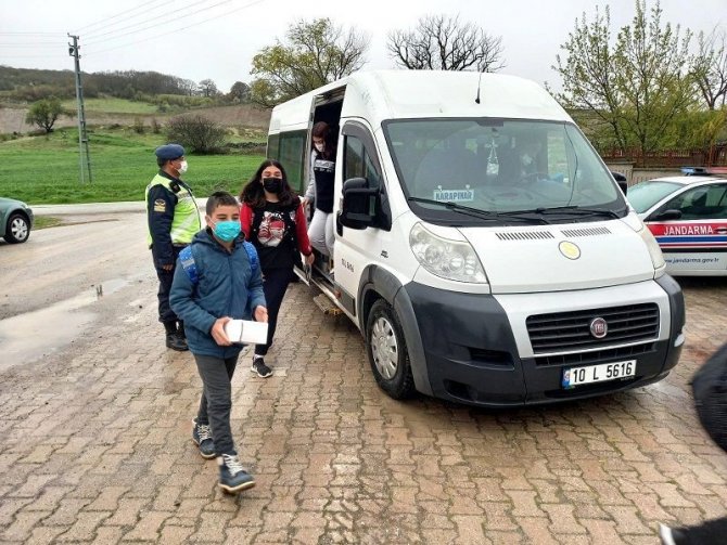 Balıkesir’de Jandarmadan ’Huzur’ Operasyonu