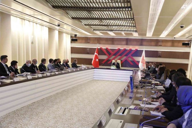 Rektör Uzun, Temel Bilim Programlarının Durumunun Görüşüldüğü Toplantıya Katıldı