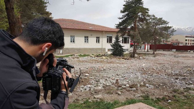 Chp İ̇l Başkanı Doğan: “Tarihi Binalarımıza Sahip Çıkalım. Birilerinin Erzincan’ı Yok Etmesine İzin Vermeyelim”