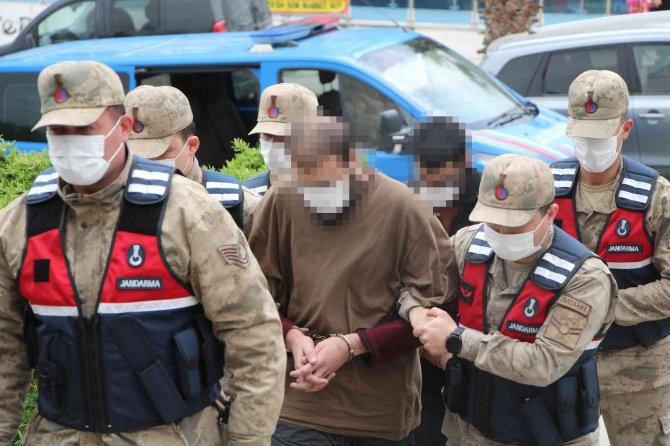 Hatay’da Deaş’lı Teröristler Adliyeye Sevk Edildi