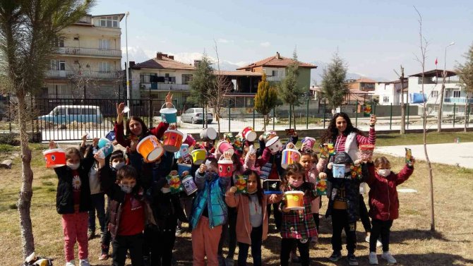 Minik Öğrenciler Sürdürebilir Dünya İçin Etkinlere Katılıyor