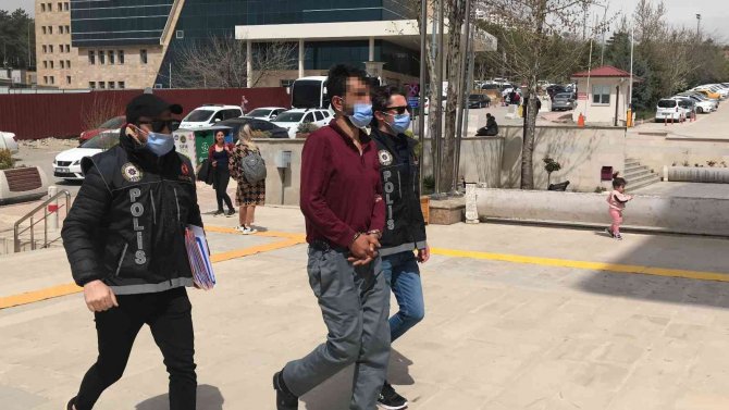 Elazığ’da Uyuşturucu Satarken Suçüstü Yakalanan Şüpheli Tutuklandı