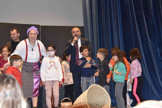 Görele Belediyesi’nden Ramazan Etkinliğinde Masal Dinletisi