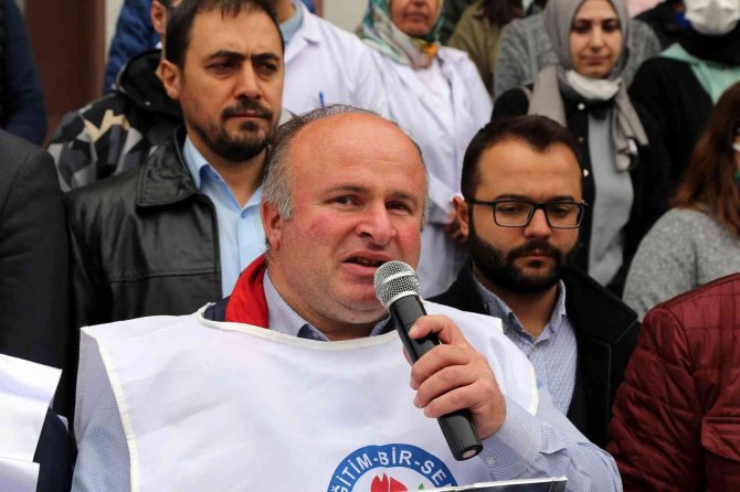 Gümüşhane’de Çocuğunun Öğretmenini Tehdit Eden Akademisyen Kınandı