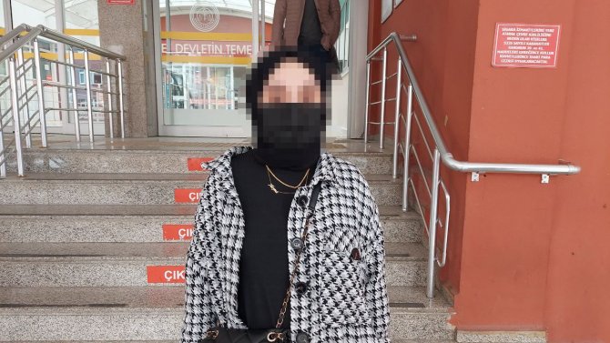 Babası İçin Adalet Arayan Kız: "Ben 8 Sene Boyunca ’Babam Hayatta Mı?’ Düşüncesiyle Yaşarken Sanık İse Evlatlarıyla Birlikte Güle Oynaya Yaşıyordu"