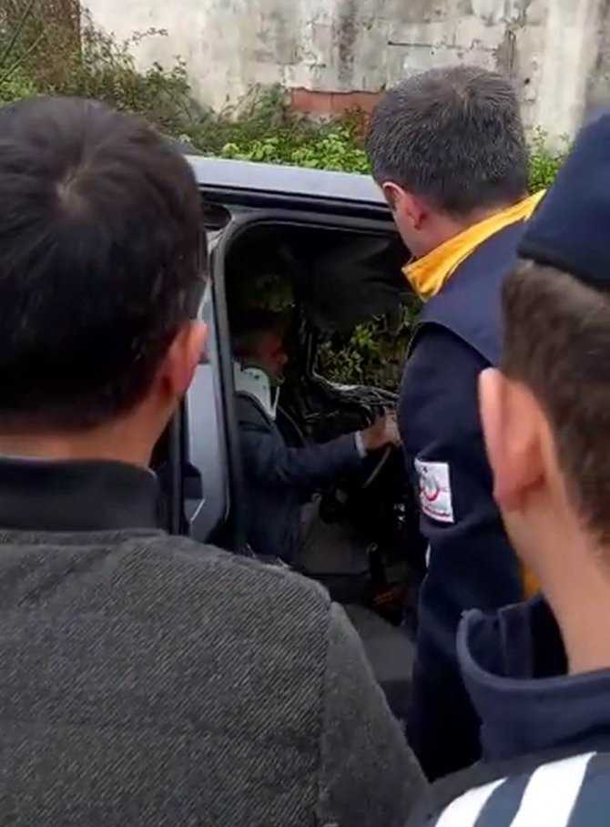 Samsun’da Kamyonla Hafif Ticari Araç Çarpıştı: 1’i Ağır 3 Yaralı