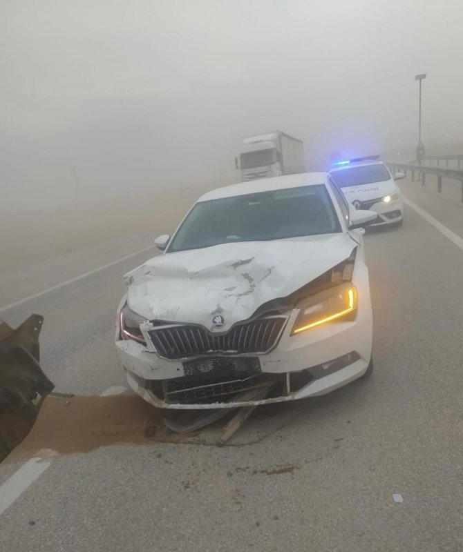 Kum Fırtınası Kazalara Sebep Oldu: 7 Yaralı